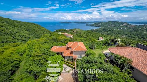 Monte Paraiso in Playa Hermosa Costa Rica