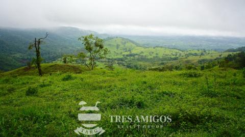 Tropical Mountain View in Costa Rica